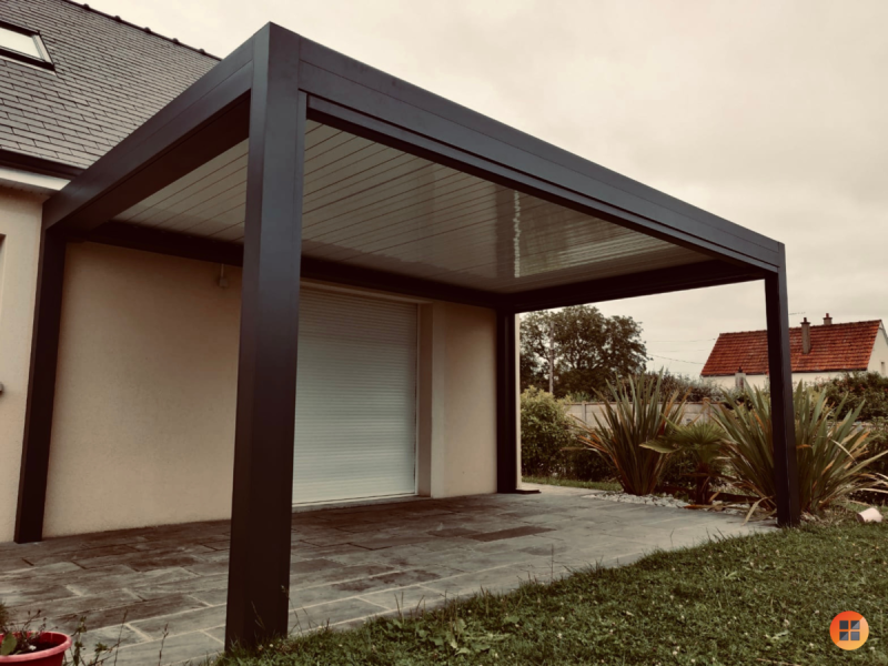 Nouvelle réalisation avec la pose d’une pergola OPEN en pose libre à Champhol