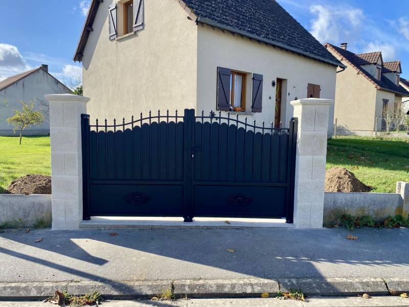 Pose d’un portail 2 vantaux LOCRONAN – gamme Tradition KOSTUM à proximité de Chartres 3